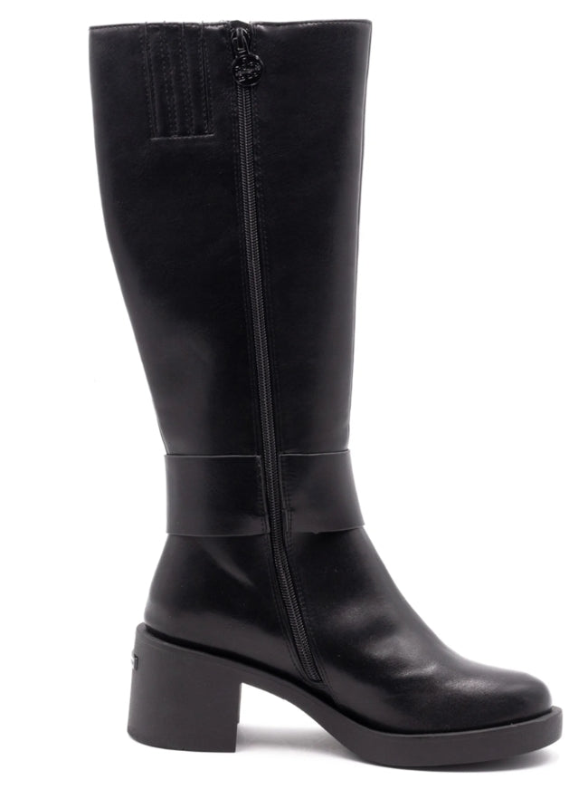 stivale Roccobarocco in poliuretano nero, con suola in gomma antiscivolo e tacco largo.