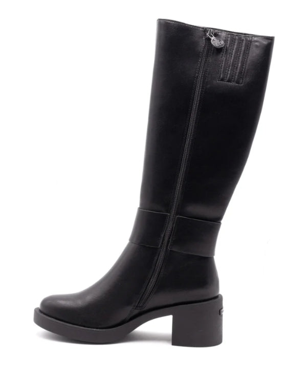 stivale Roccobarocco in poliuretano nero, con suola in gomma antiscivolo e tacco largo.